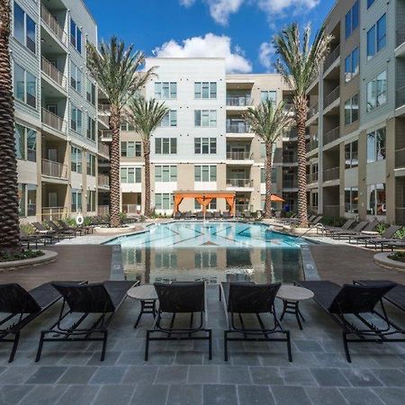 Luxury 1Br Condo Wbalcony - Galleriariver Oak 휴스턴 외부 사진